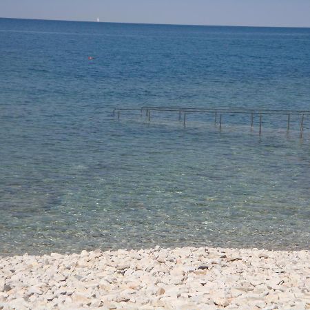 Apartmani Lido Bašanija 외부 사진