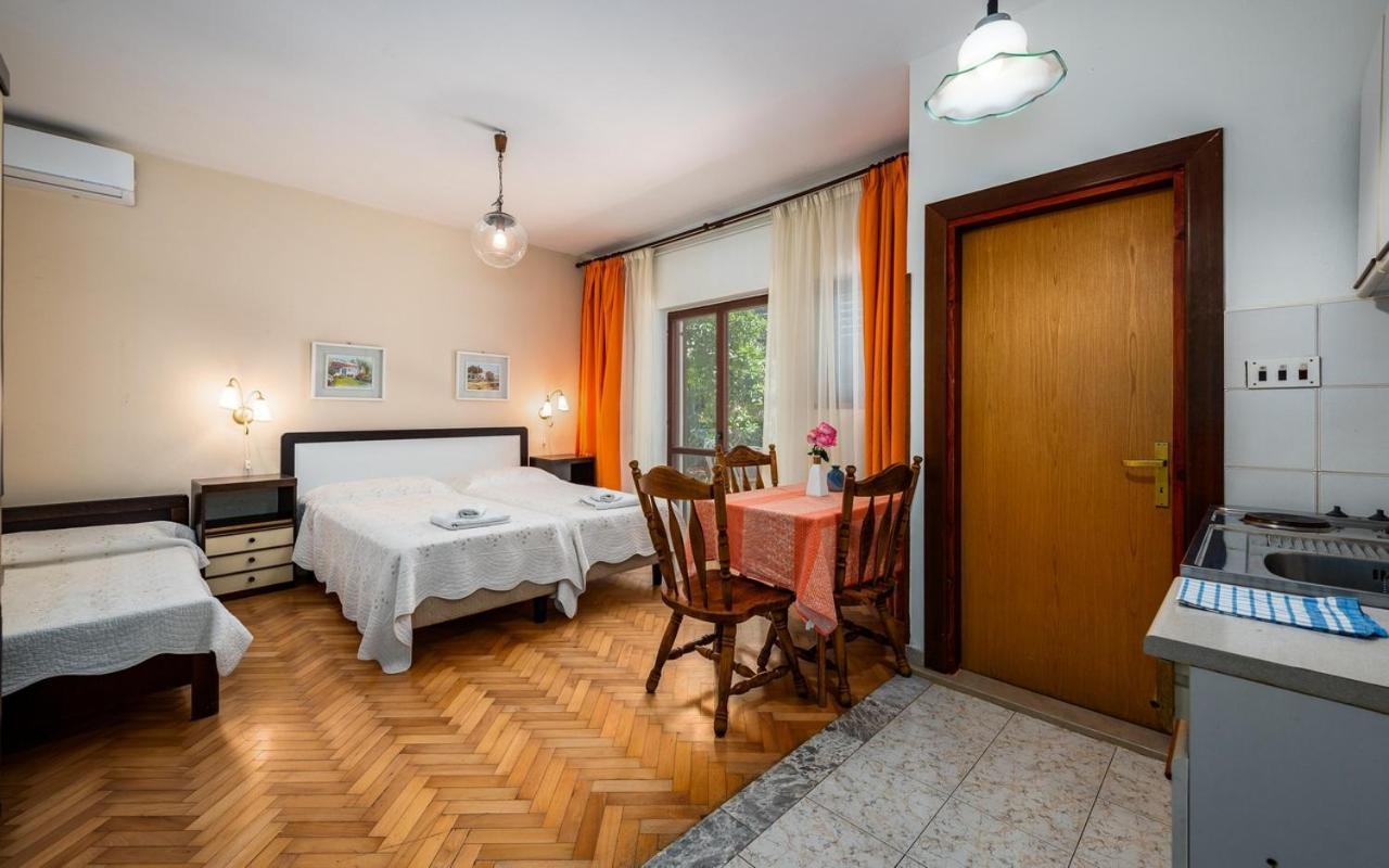 Apartmani Lido Bašanija 외부 사진